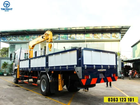 Xe Chenglong 2 chân gắn cẩu Soosan 5 tấn- cần cẩu hàn quốc