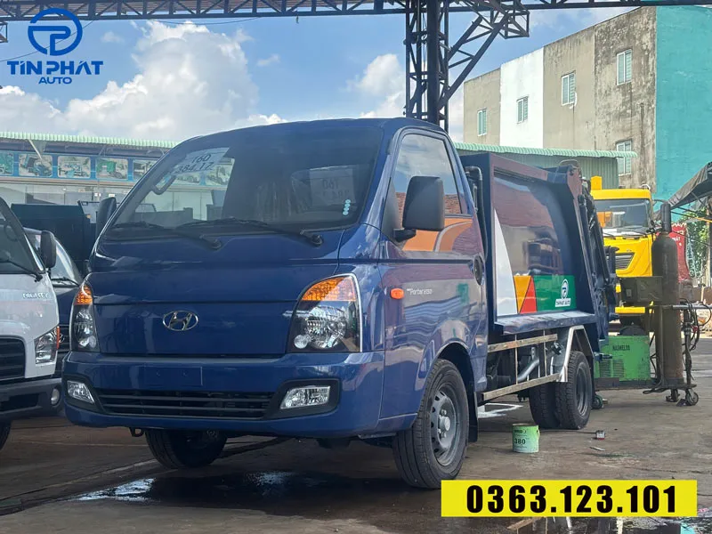 Xe Ép Rác 2.5 Khối Hyundai H150- máng xúc