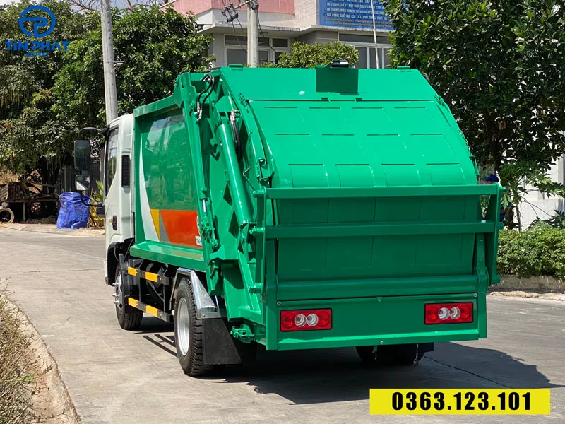 xe ép rác 6 khối thaco linker- máng xúc.