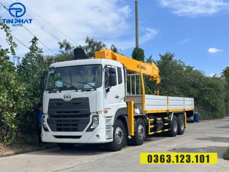 XE UD TRUCKS 4 CHÂN GẮN CẨU SOOSAN 15 TẤN