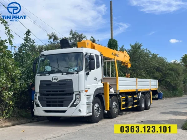 XE UD TRUCKS 4 CHÂN GẮN CẨU SOOSAN 15 TẤN