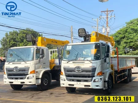 xe hino 3 chân gắn cẩu soosan 8 tấn